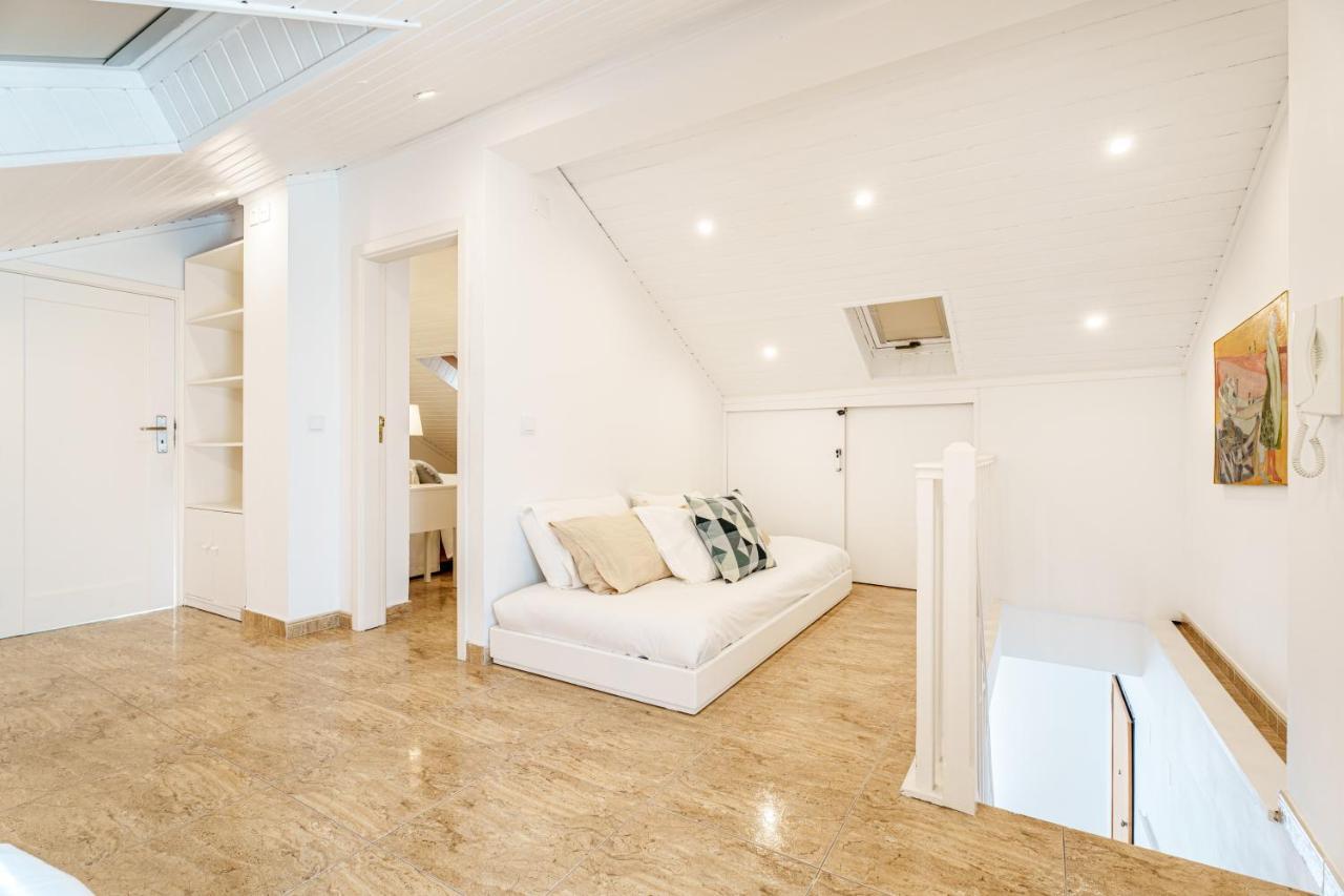 Charming Nazare Apartment-1 Minute To The Beach 외부 사진